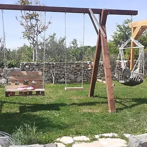 Velebit , Ražanac Horvátország
